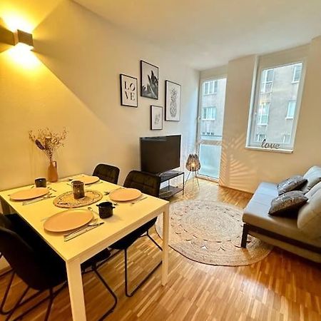 3-Room Vienna Centrale Suite Kültér fotó